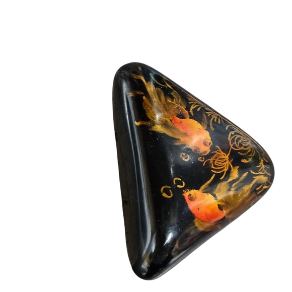 Vintage Handpainted Koi Paper Weight Laquered. - Picture 4 of 5